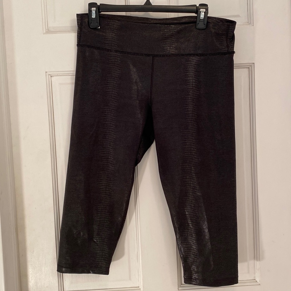 Exp Core Performance Capri Leggings Size Lg